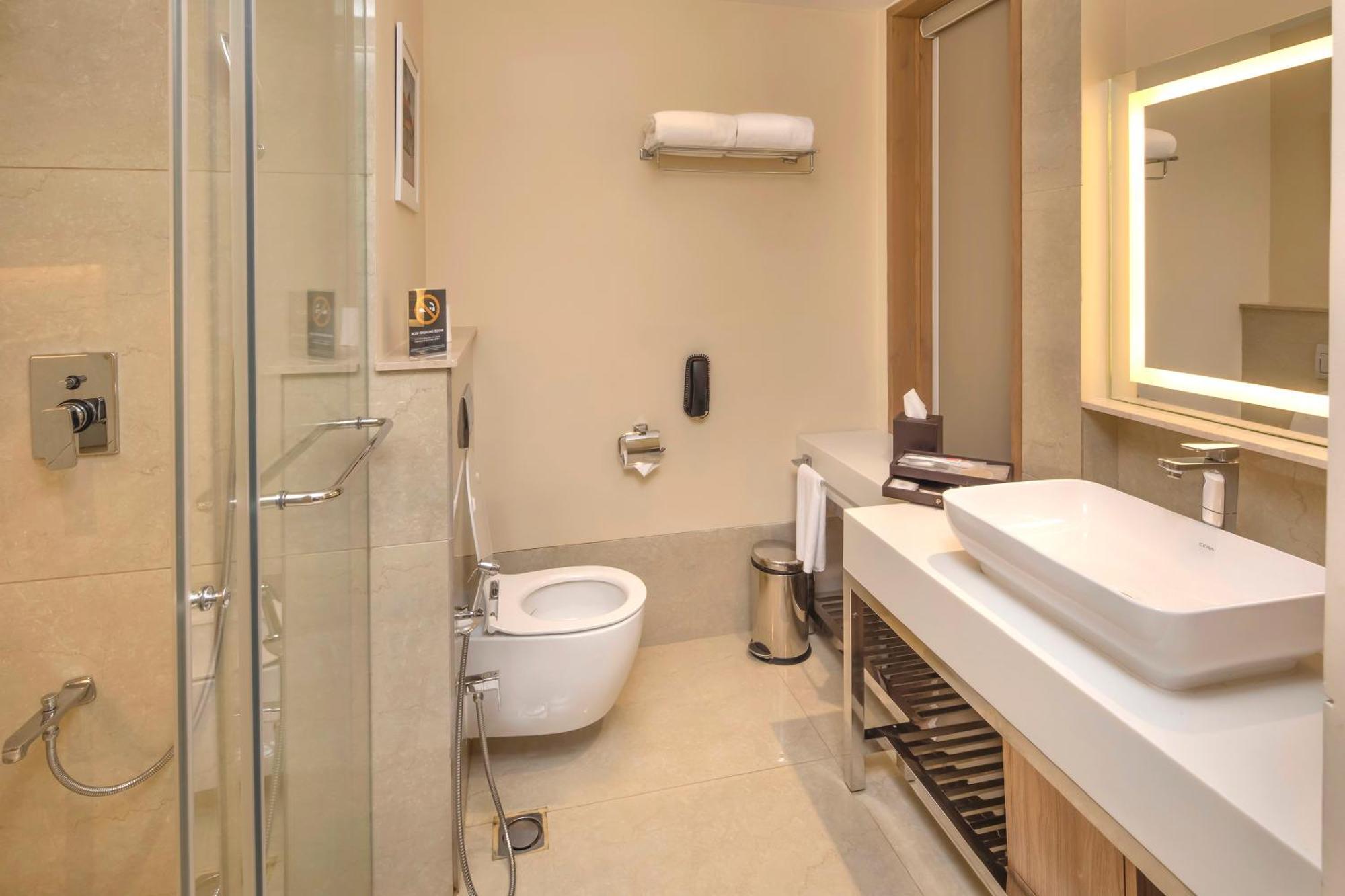 טריואנדרום O By Tamara, Trivandrum מראה חיצוני תמונה Bathroom